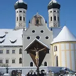 Kloster - Gaestehaus Der Salesianer Don Bosco Benediktbeuern
