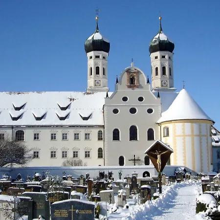 Maison d'hôtes Kloster - Gaestehaus Der Salesianer Don Bosco