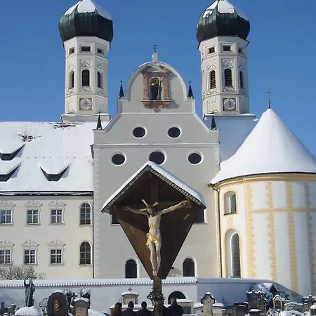 Kloster - Gaestehaus Der Salesianer Don Bosco Benediktbeuern
