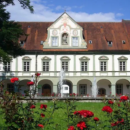 Kloster - Gaestehaus Der Salesianer Don Bosco *